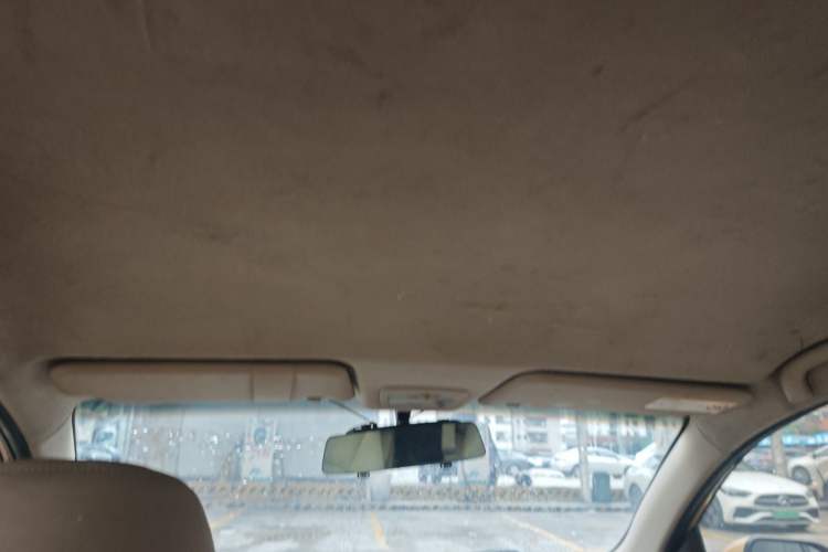 Used Baojun 730 2014 1.5L manual Comfort ESP version 7 seats Headliner