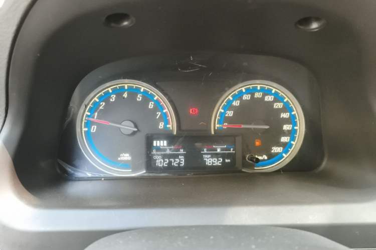 Used Baojun 730 2014 1.5L manual Comfort version 7 seats Instrument Cluster
