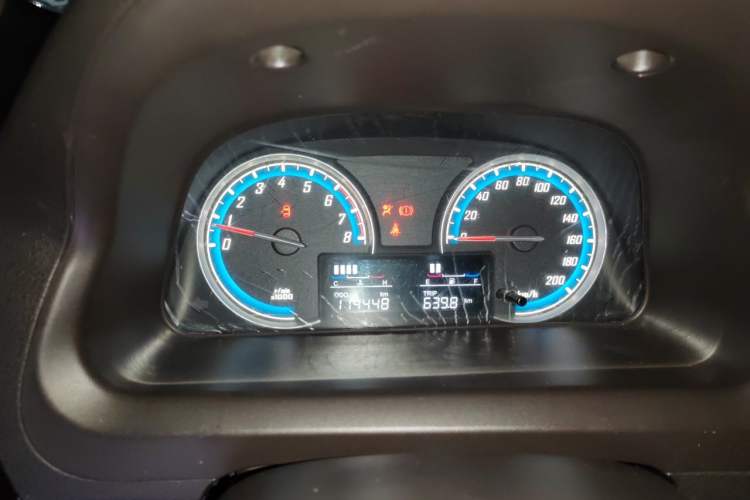 Used Baojun 730 2014 1.5L Manual Luxury Navigation ESP Version 7 Seats Instrument Cluster
