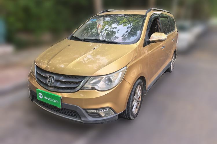 Used Baojun 730 2014 1.5L manual Comfort ESP version 7 seats Guazi used car, China used car export, Used car for sale, Used Baojun cars, Cheapest cars for sale
