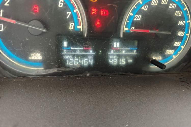 Used Baojun 730 2014 1.5L manual Comfort ESP version 7 seats Odometer Close Up