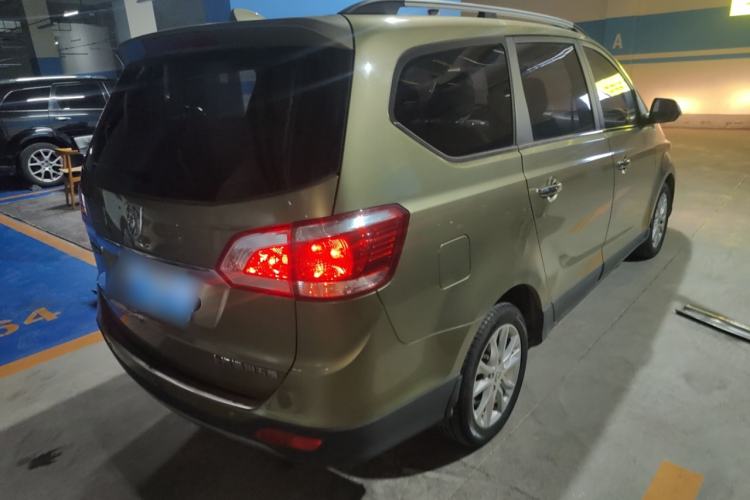 Used Baojun 730 2014 1.5L manual Comfort version 7 seats Rear Right 45 Deg
