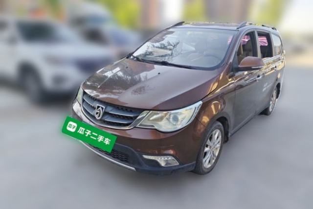 Used Baojun 730 2014 1.5L manual Comfort version 7 seats