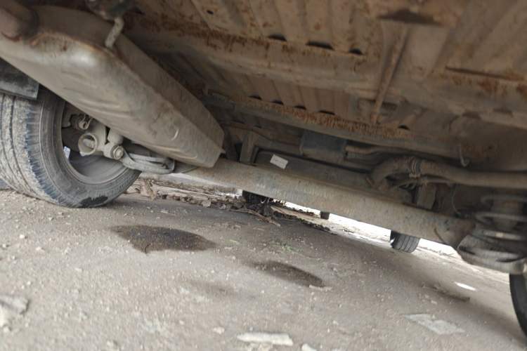 Used Baojun 730 2015 1.8L Manual Comfort ESP Version 7-seater Chassis Rear