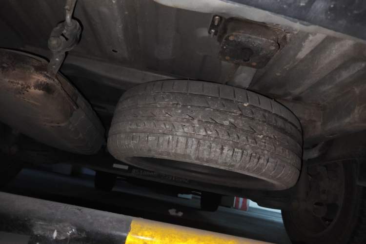 Used Baojun 730 2015 1.8L Manual Comfort ESP Version 7-seater Chassis Rear