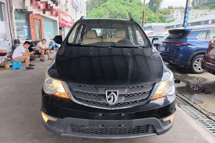 Used Baojun 730 2015 1.8L Manual Comfort ESP Version 7-seater Front