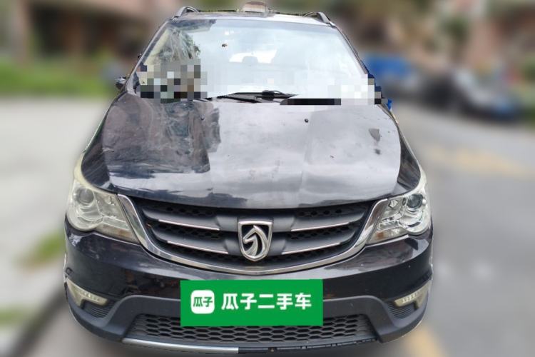 Used Baojun 730 2015 1.8L Manual Luxury Navigation ESP Version 7-seater Front