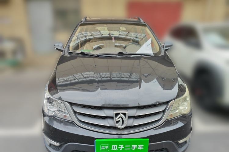 Used Baojun 730 2015 1.8L Manual Comfort ESP Version 7-seater Front