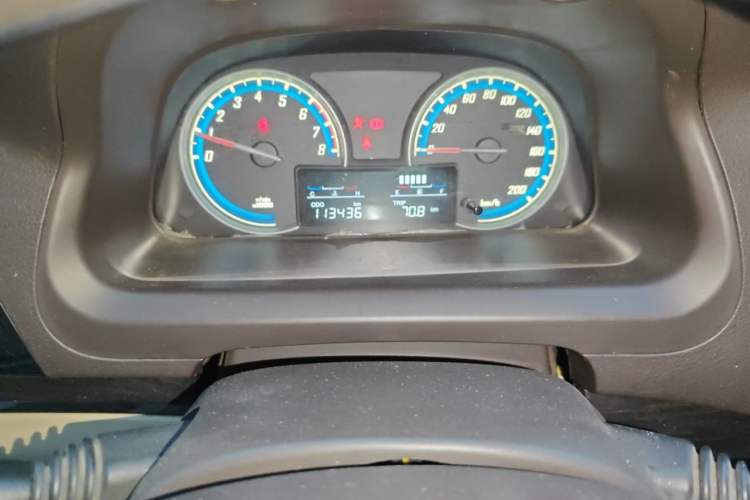 Used Baojun 730 2015 1.8L Manual Comfort ESP Version 7-seater Instrument Cluster