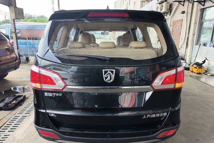 Used Baojun 730 2015 1.8L Manual Comfort ESP Version 7-seater Rear