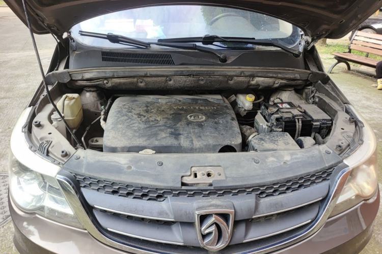 Used Baojun 730 2015 1.8L Manual Comfort ESP Version 7-seater Engine Bay
