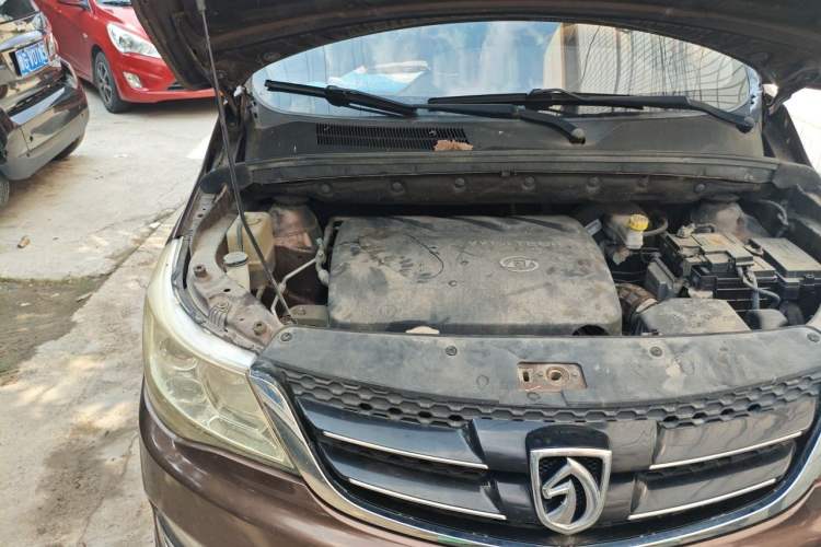 Used Baojun 730 2015 1.8L Manual Comfort ESP Version 7-seater Engine Bay Right