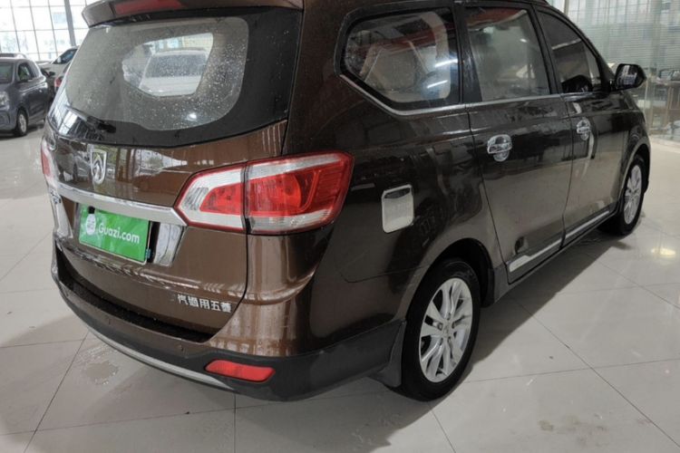 Used Baojun 730 2015 1.8L Manual Luxury Navigation ESP Version 7-seater Exterior 3