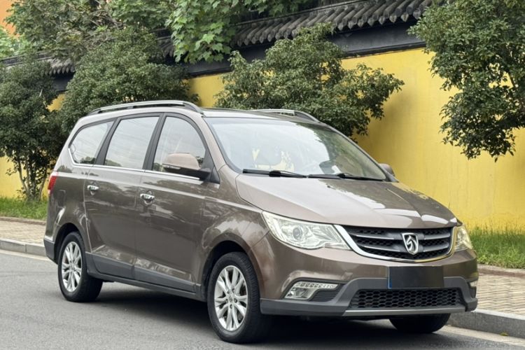 Used Baojun 730 2015 1.8L Manual Luxury Navigation ESP Version 7-seater Exterior 3