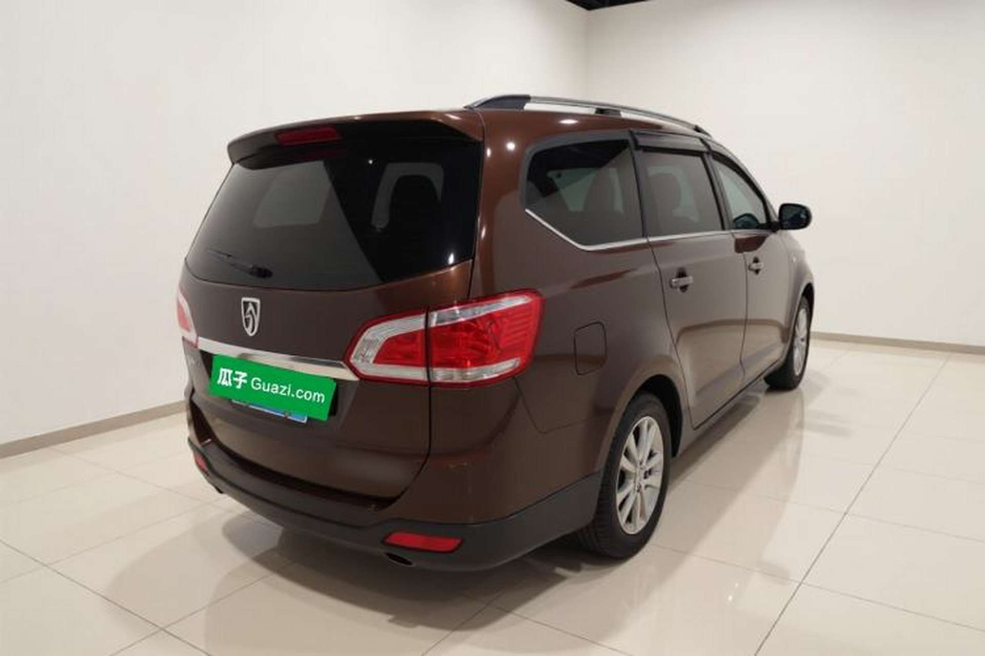 Used Baojun 730 2015 1.8L Manual Luxury Navigation ESP Version 7-seater Exterior 5