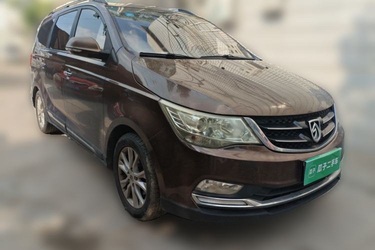 Used Baojun 730 2015 1.8L Manual Comfort ESP Version 7-seater Front Right 45 Deg