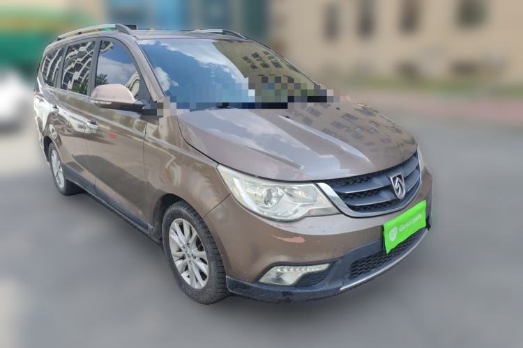 Used Baojun 730 2015 1.8L Manual Luxury Navigation ESP Version 7-seater Front Right 45 Deg