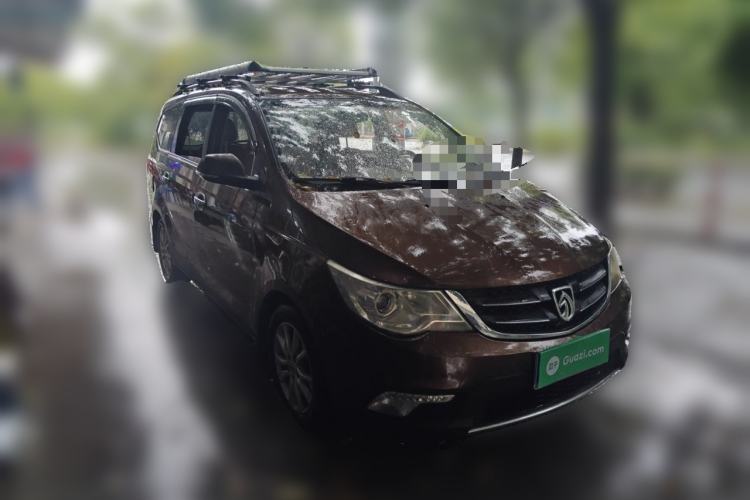 Used Baojun 730 2015 1.8L Manual Comfort ESP Version 7-seater Front Right 45 Deg