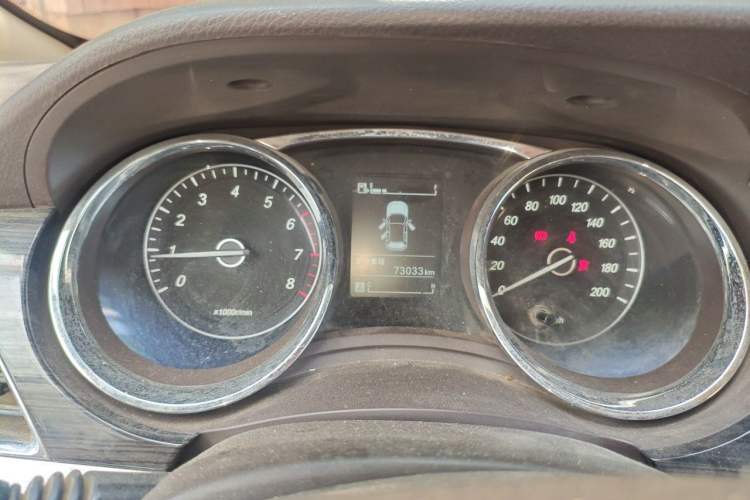 Used Baojun 730 2015 1.8L Manual Comfort ESP Version 7-seater Instrument Cluster