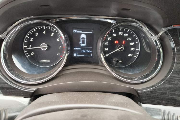 Used Baojun 730 2015 1.8L Manual Comfort ESP Version 7-seater Instrument Cluster