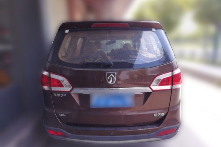 Used Baojun 730 2015 1.8L Manual Luxury Navigation ESP Version 7-seater Rear
