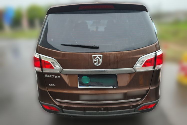 Used Baojun 730 2015 1.8L Manual Luxury Navigation ESP Version 7-seater Rear