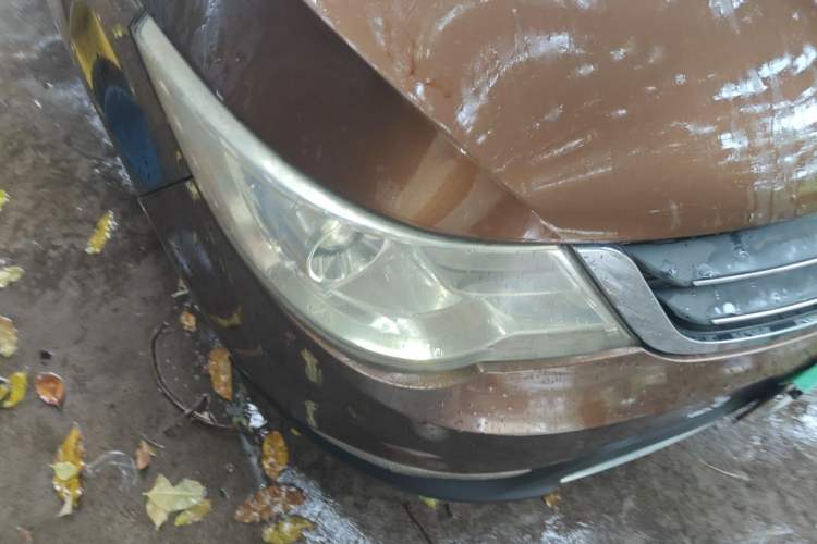 Used Baojun 730 2015 1.8L Manual Comfort ESP Version 7-seater Right Front Headlight