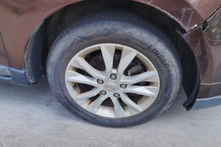 Used Baojun 730 2015 1.8L Manual Luxury Navigation ESP Version 7-seater Right Front Wheel Hub