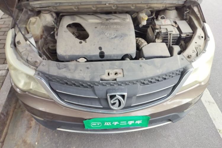 Used Baojun 730 2015 1.8L Manual Comfort ESP Version 7-seater Engine Bay