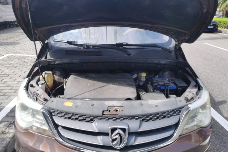 Used Baojun 730 2015 1.8L Manual Luxury Navigation ESP Version 7-seater Engine Bay