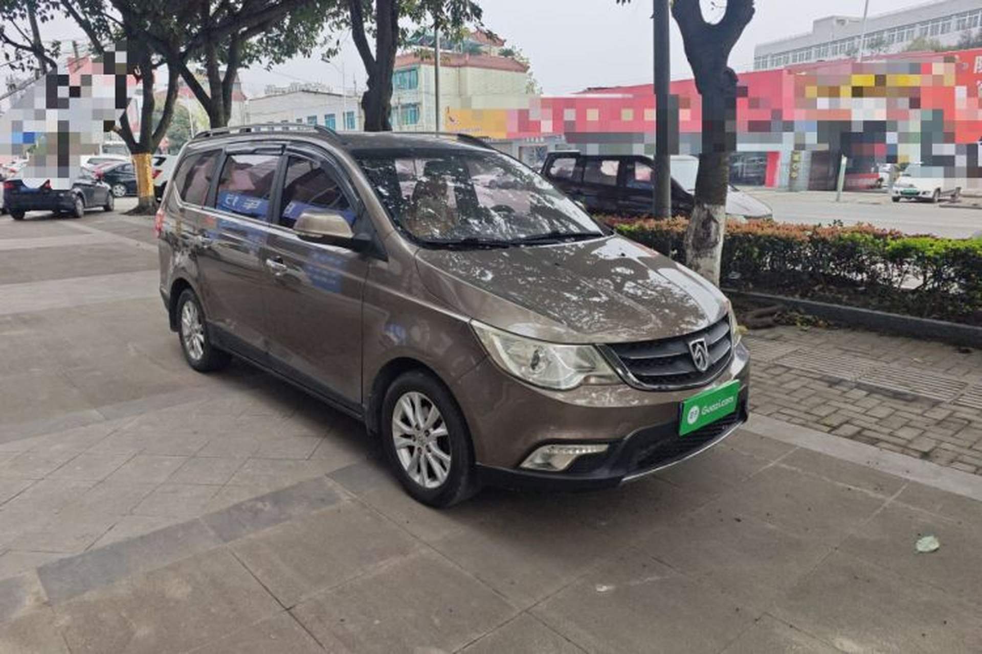 Used Baojun 730 2015 1.8L Manual Comfort ESP Version 7-seater Front Right 45 Deg