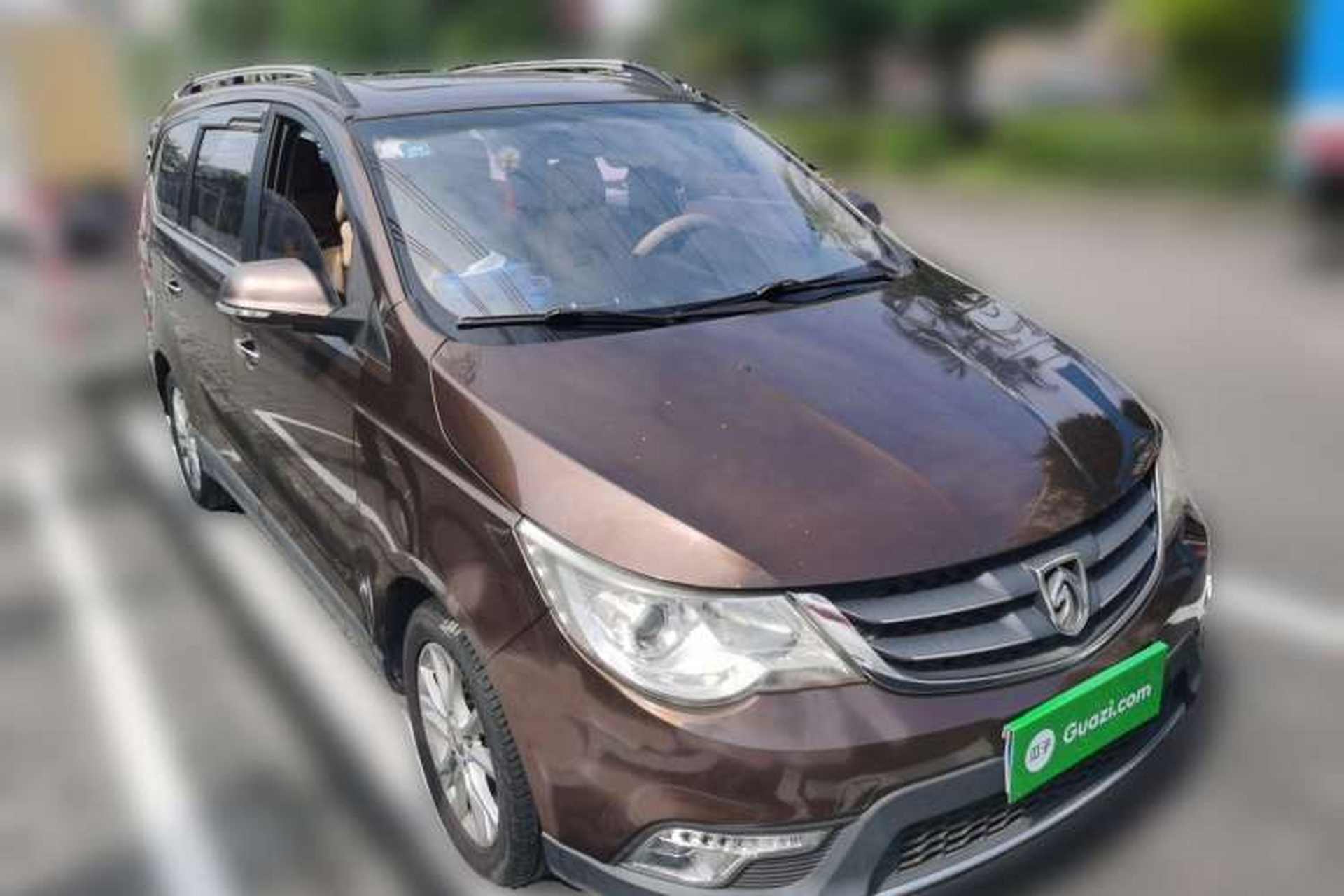 Used Baojun 730 2015 1.8L Manual Luxury Navigation ESP Version 7-seater Front Right 45 Deg