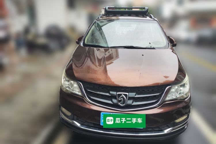 Used Baojun 730 2015 1.8L Manual Luxury Navigation ESP Version 7-seater Front
