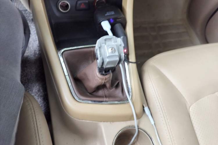 Used Baojun 730 2015 1.8L Manual Comfort ESP Version 7-seater Gear Lever