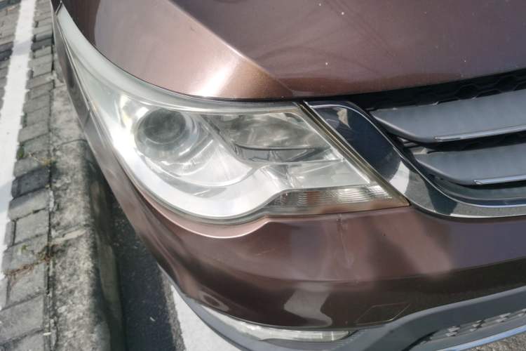 Used Baojun 730 2015 1.8L Manual Luxury Navigation ESP Version 7-seater Right Front Headlight