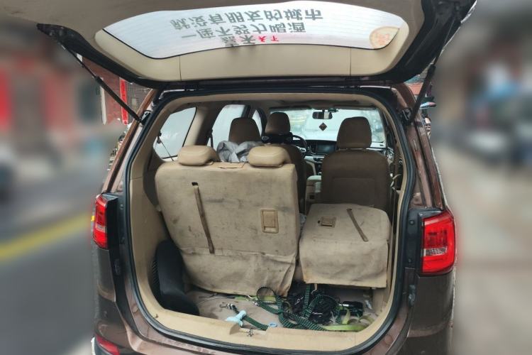 Used Baojun 730 2015 1.8L Manual Luxury Navigation ESP Version 7-seater Trunk