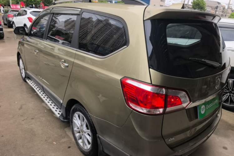 Used Baojun 730 2015 1.8L Manual Luxury Navigation ESP Version 7-seater Exterior 2