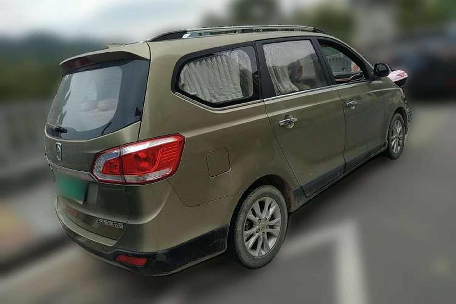 Used Baojun 730 2015 1.8L Manual Luxury Navigation ESP Version 7-seater Rear Right 45 Deg