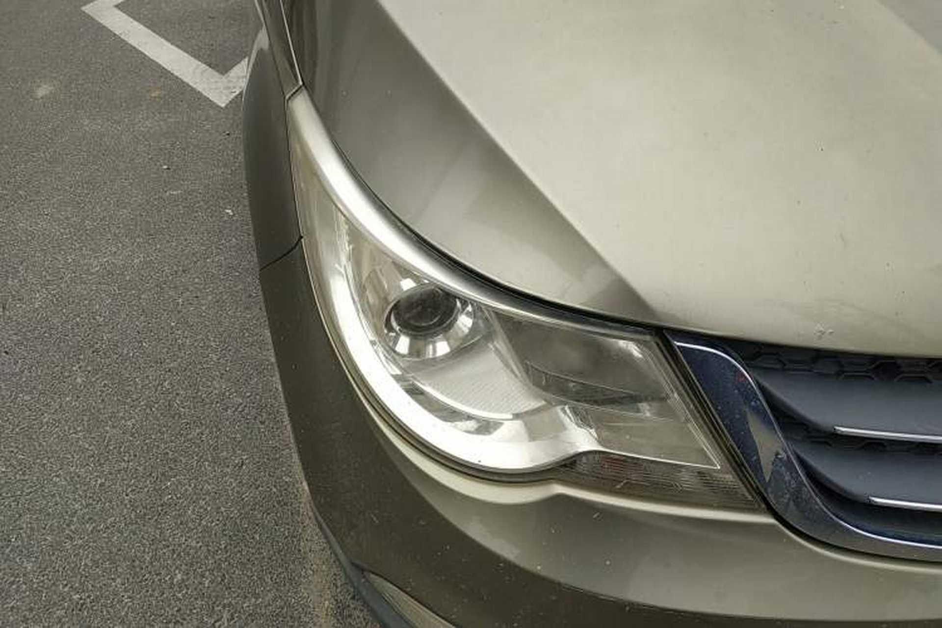 Used Baojun 730 2015 1.8L Manual Luxury Navigation ESP Version 7-seater Right Front Headlight