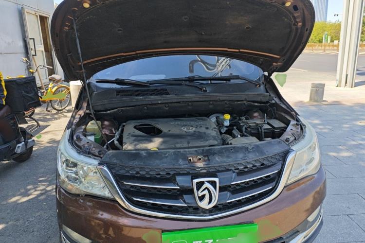 Used Baojun 730 2015 1.8L Manual Comfort ESP Version 7-seater Engine Bay