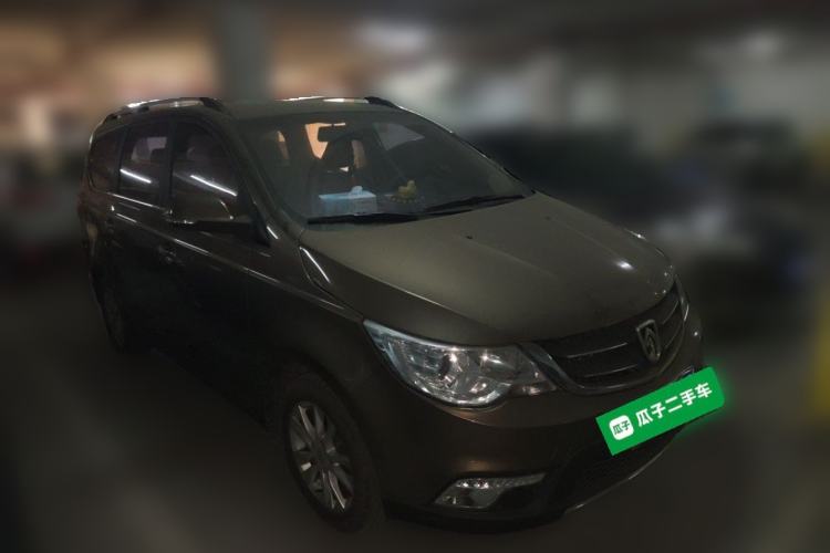 Used Baojun 730 2015 1.8L Manual Comfort ESP Version 7-seater Front Right 45 Deg