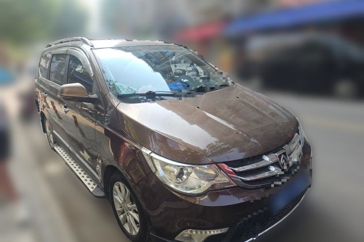 Used Baojun 730 2015 1.8L Manual Comfort ESP Version 7-seater Front Right 45 Deg