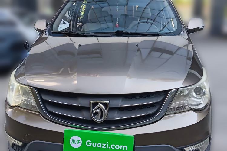 Used Baojun 730 2015 1.8L Manual Comfort ESP Version 7-seater Front