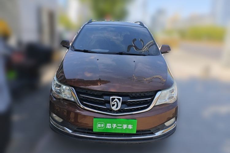 Used Baojun 730 2015 1.8L Manual Comfort ESP Version 7-seater Front