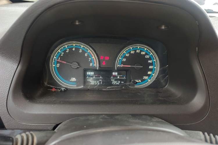 Used Baojun 730 2015 1.8L Manual Luxury Navigation ESP Version 7-seater Instrument Cluster