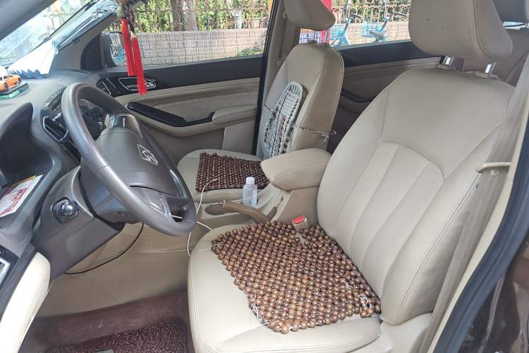 Used Baojun 730 2015 1.8L Manual Comfort ESP Version 7-seater Left Front Seat