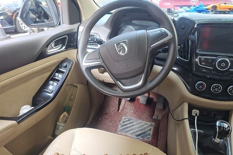 Used Baojun 730 2015 1.8L Manual Comfort ESP Version 7-seater Steering Wheel