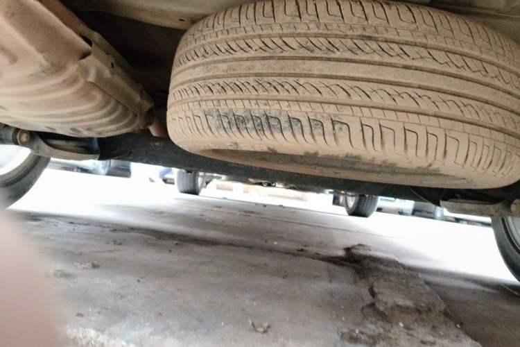 Used Baojun 730 2015 1.8L Manual Comfort ESP Version 7-seater Chassis Rear