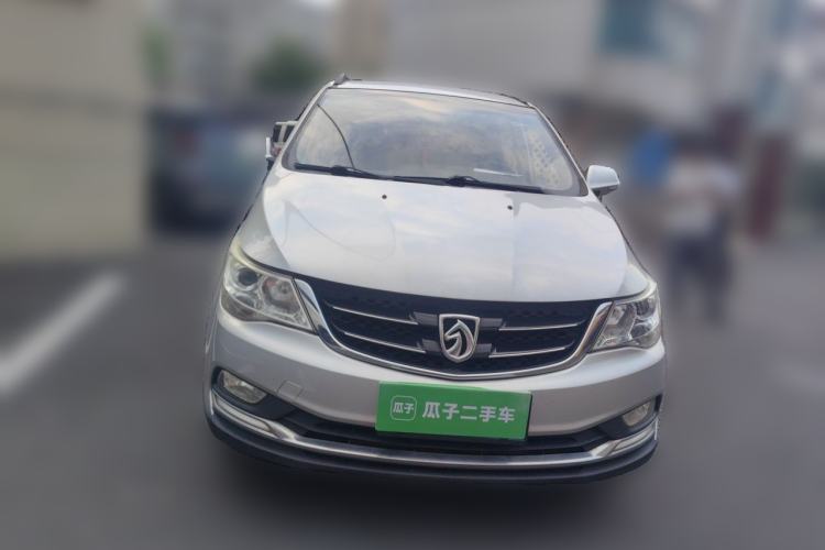 Used Baojun 730 2015 1.8L Manual Comfort ESP Version 7-seater Front