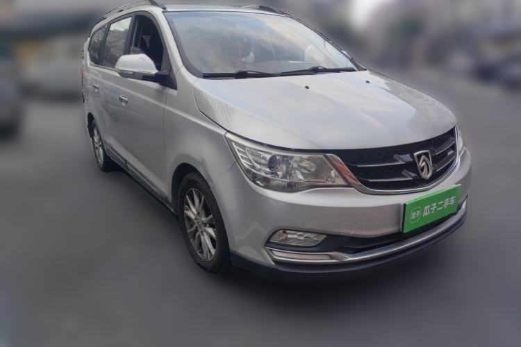 Used Baojun 730 2015 1.8L Manual Comfort ESP Version 7-seater Front Right 45 Deg